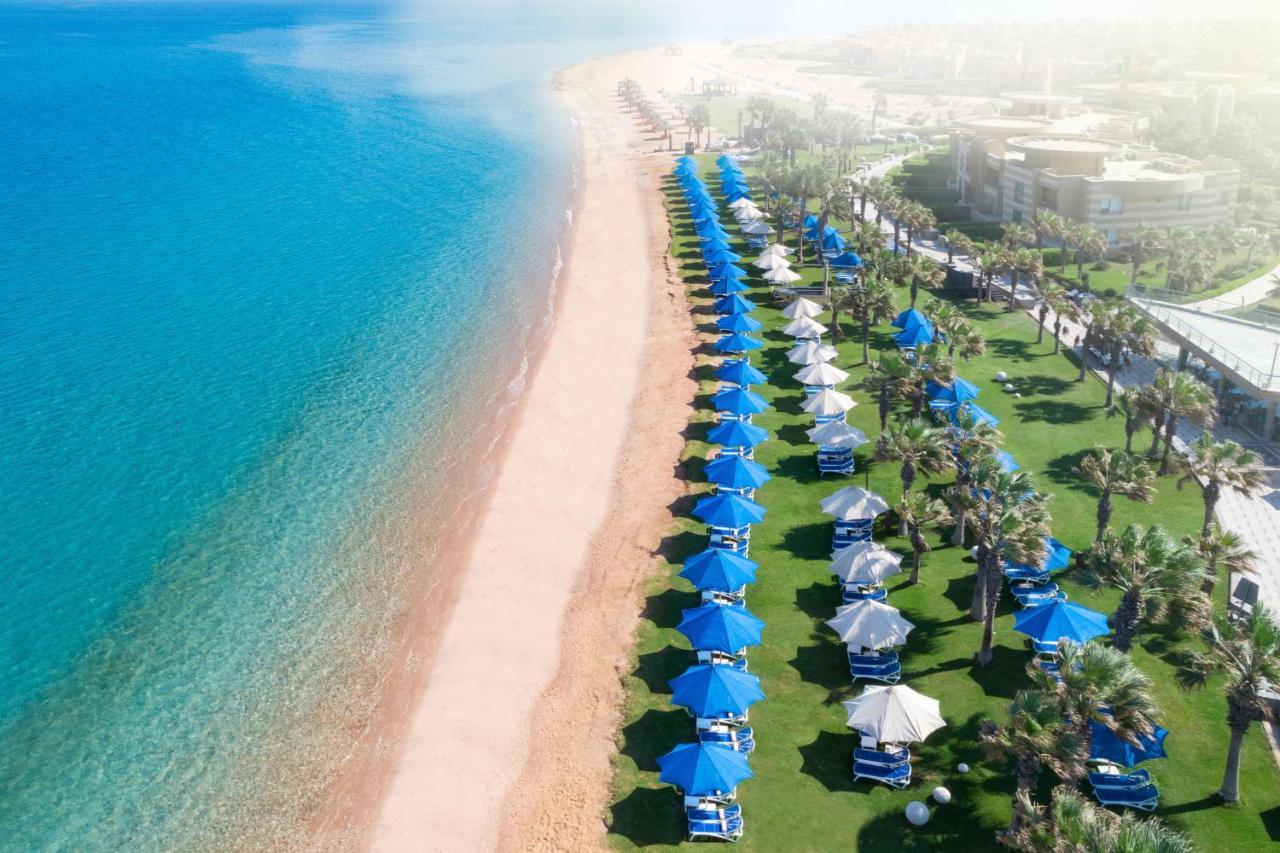 Grand Ocean El Sokhna Hotel Ain Sukhna Bagian luar foto Beach at the Grand Hotel