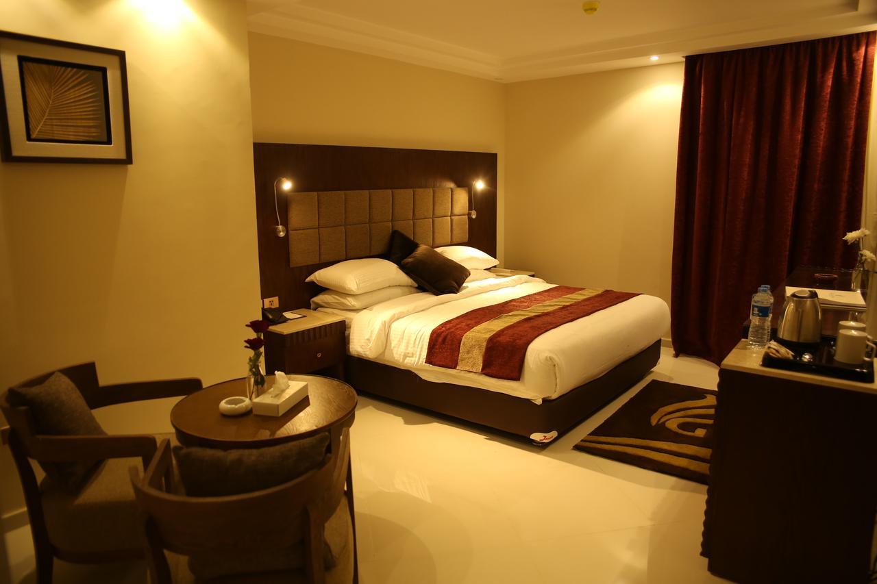 Grand Ocean El Sokhna Hotel Ain Sukhna Bagian luar foto A room at the hotel