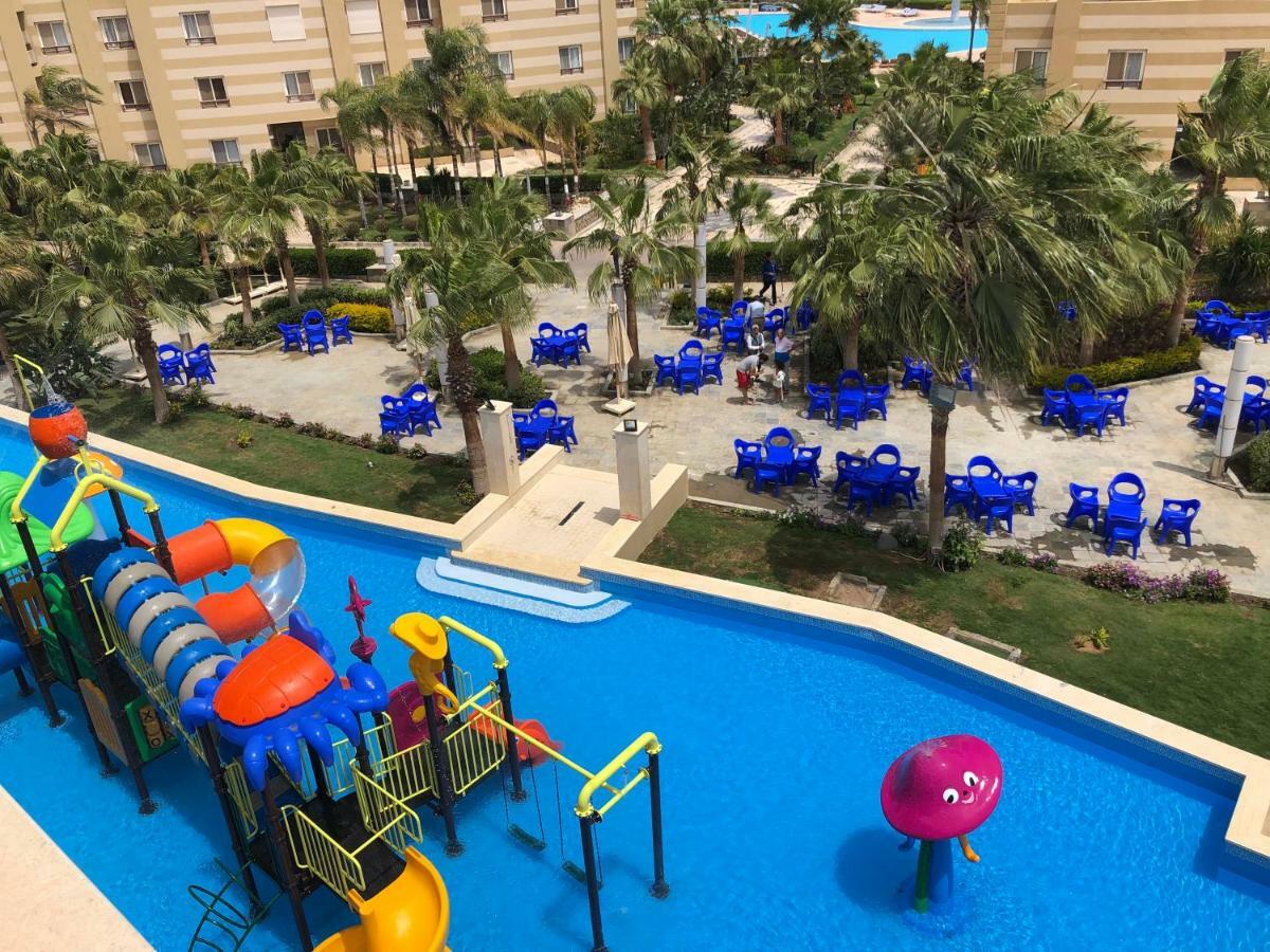 Grand Ocean El Sokhna Hotel Ain Sukhna Bagian luar foto The resort's water park